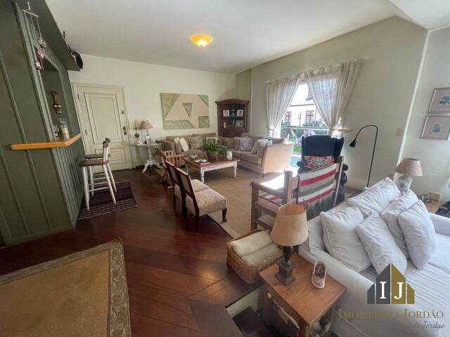 Apartamento para Venda em Campos do Jordão - 4