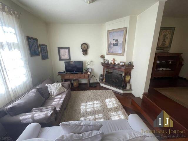 #28 - Apartamento para Venda em Campos do Jordão - SP - 2